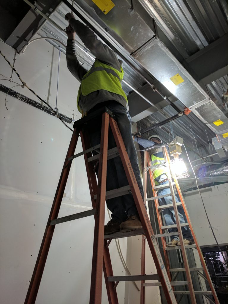 complete wireless technology ladder work (1) complete wireless technology cell booster installation